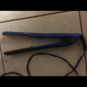 CHI hair straightener